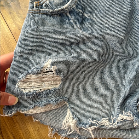 ROLLAS HIGH WAISTED LIGHT DENIM JEAN SHORTS - Picture 2 of 9